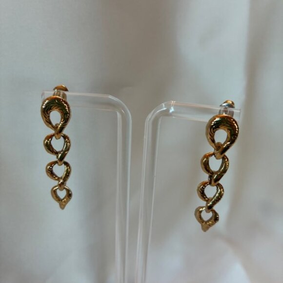 Earrings - gold tone dangling chain link style. - Picture 1 of 3
